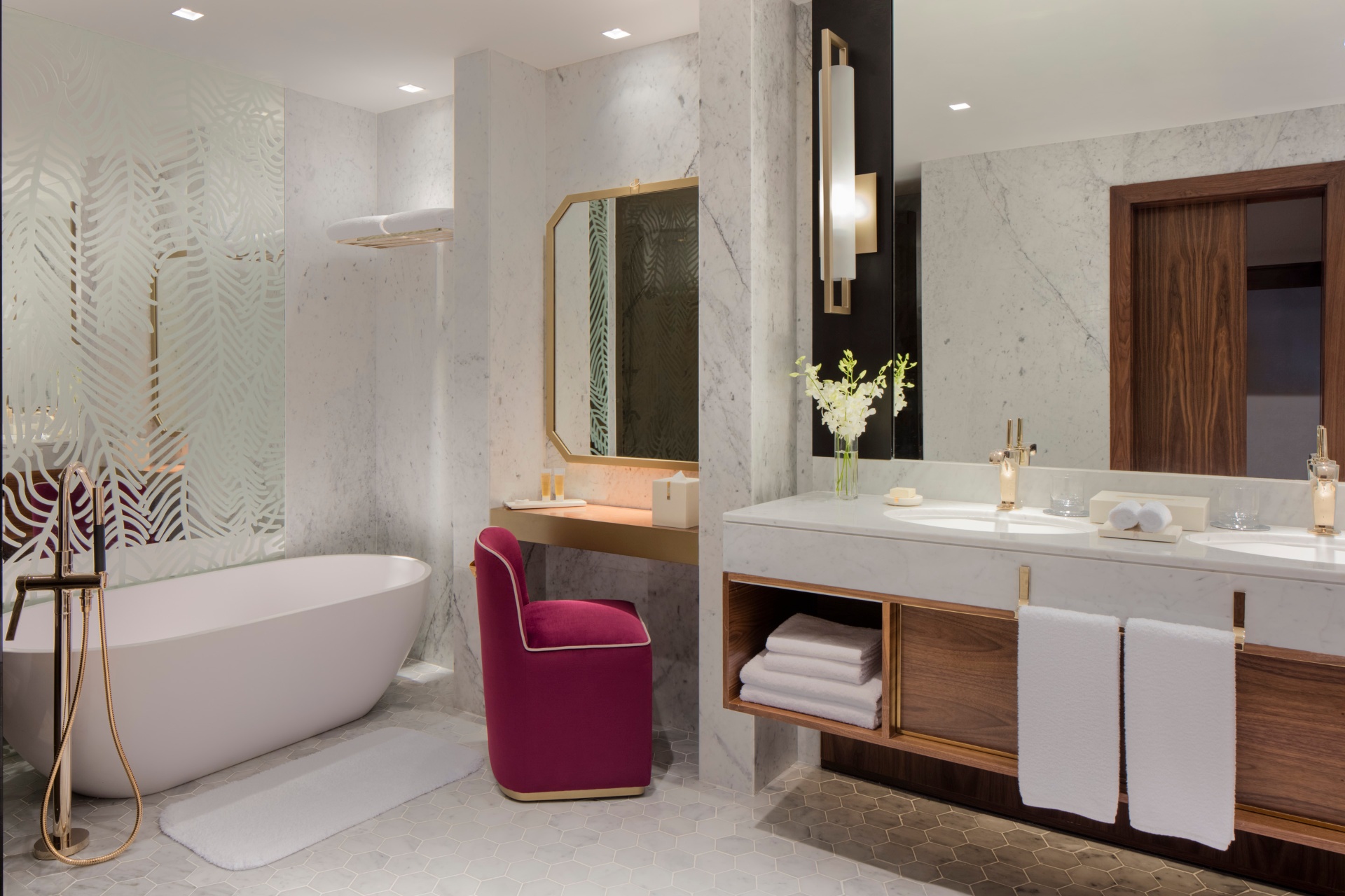 Grand Hyatt Doha — Master Bathroom